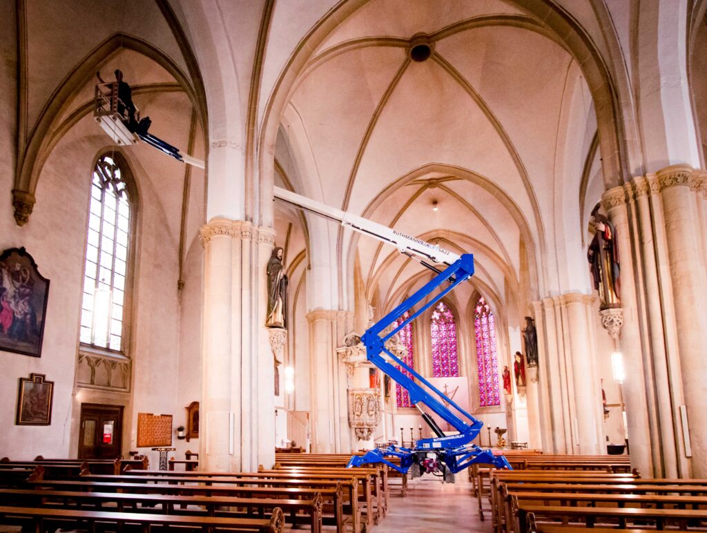 RUTHMANN_BLUELIFT_SA_22_Raupenarbeitsbühne_spiderlift__22m-Arbeitshöhe ...